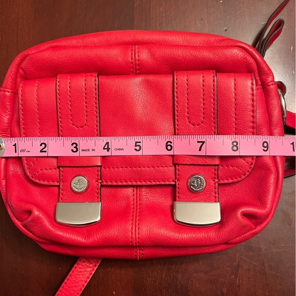 B Makowsky red leather crossbody purse silver toned hardware EUC - Picture 9 of 11
